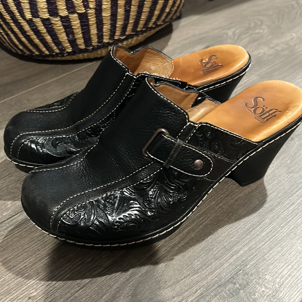 Söfft. beautiful black slip-ons. - Picture 5 of 7